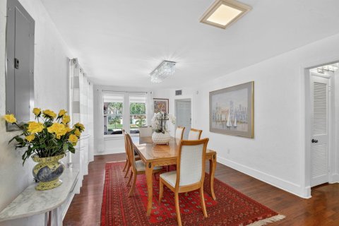 Casa en venta en West Palm Beach, Florida, 4 dormitorios, 286.88 m2 № 2368489 - foto 10