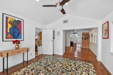 Casa en venta en West Palm Beach, Florida, 4 dormitorios, 286.88 m2 № 2368489 - foto 27