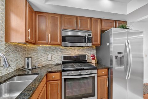 Casa en venta en West Palm Beach, Florida, 4 dormitorios, 286.88 m2 № 2368489 - foto 13