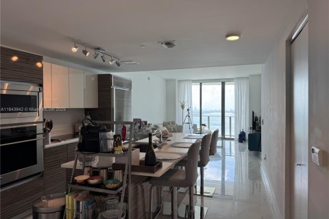 Copropriété à louer à Miami, Floride: 1 chambre, 79.34 m2 № 1839456 - photo 2