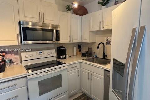 Condominio en alquiler en Lauderdale-by-the-Sea, Florida, 1 dormitorio, 56.67 m2 № 2017691 - foto 17