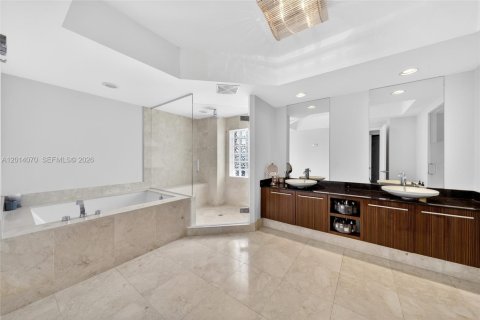 Condo in Hollywood, Florida, 3 bedrooms  № 2076160 - photo 15