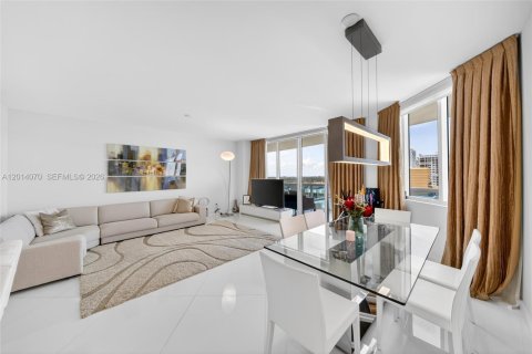 Condo in Hollywood, Florida, 3 bedrooms  № 2076160 - photo 25