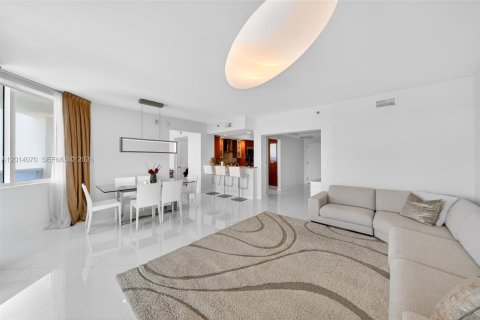 Condo in Hollywood, Florida, 3 bedrooms  № 2076160 - photo 27