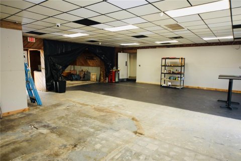 Commercial property in Winter Haven, Florida 179.58 sq.m. № 1870494 - photo 15