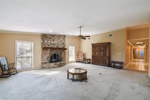 House in Winter Haven, Florida 4 bedrooms, 288.83 sq.m. № 1520013 - photo 10