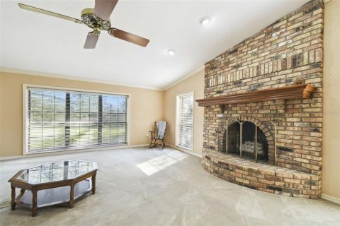 House in Winter Haven, Florida 4 bedrooms, 288.83 sq.m. № 1520013 - photo 4