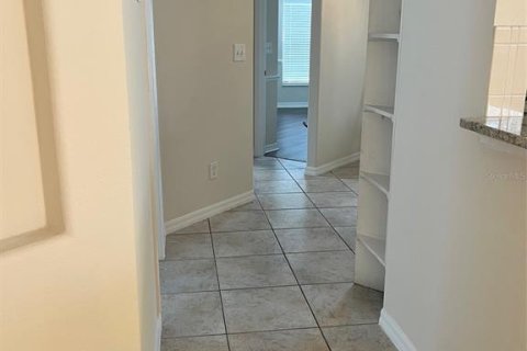 House in Tampa, Florida 3 bedrooms, 127.93 sq.m. № 1819525 - photo 12