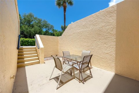 Condo in Saint Petersburg, Florida, 2 bedrooms  № 2196872 - photo 6