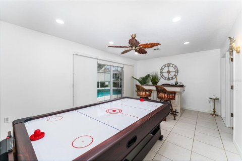 House in The Villages, Florida 2 bedrooms, 106.09 sq.m. № 1870360 - photo 22