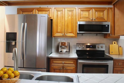 Copropriété à louer à Miami, Floride: 1 chambre, 61.97 m2 № 1951755 - photo 6