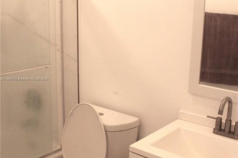 Copropriété à louer à Miami, Floride: 1 chambre, 61.97 m2 № 1951755 - photo 9