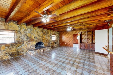 House in Homestead, Florida 4 bedrooms, 188.03 sq.m. № 1895927 - photo 13