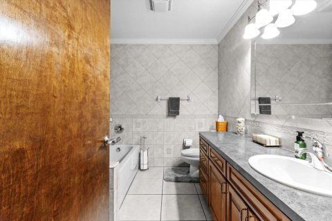 Casa en venta en Spring Hill, Florida, 5 dormitorios, 328.87 m2 № 1762253 - foto 23