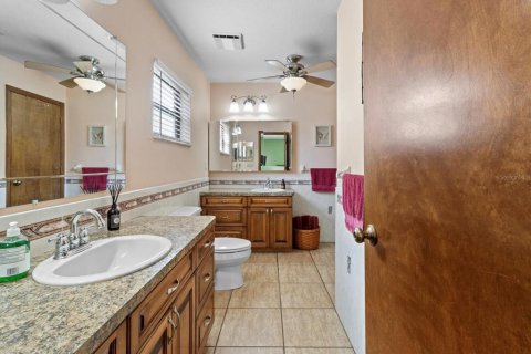 Casa en venta en Spring Hill, Florida, 5 dormitorios, 328.87 m2 № 1762253 - foto 15