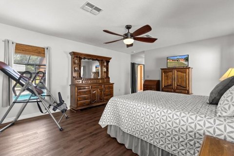Casa en venta en Spring Hill, Florida, 5 dormitorios, 328.87 m2 № 1762253 - foto 26