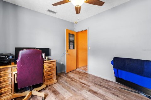 Casa en venta en Spring Hill, Florida, 5 dormitorios, 328.87 m2 № 1762253 - foto 21