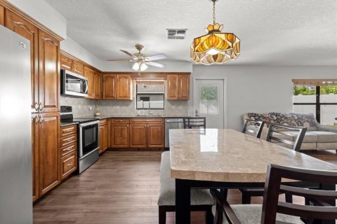 Casa en venta en Spring Hill, Florida, 5 dormitorios, 328.87 m2 № 1762253 - foto 29