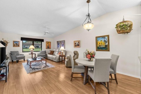 Condo in Boca Raton, Florida, 2 bedrooms № 2181911 - photo 2
