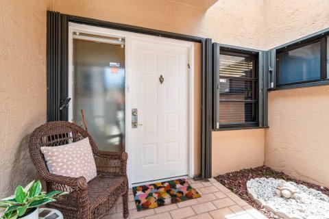 Condo in Boca Raton, Florida, 2 bedrooms № 2181911 - photo 5