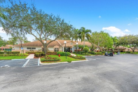 Condo in Boca Raton, Florida, 2 bedrooms № 2181911 - photo 29