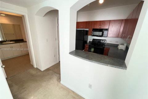 Купить кондоминиум в Серфсайд, Флорида 1 спальня, 70.88м2, № 2048595 - фото 13