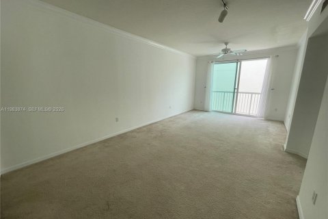 Купить кондоминиум в Серфсайд, Флорида 1 спальня, 70.88м2, № 2048595 - фото 4