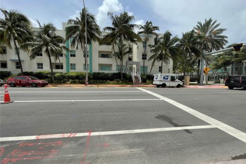 Купить кондоминиум в Серфсайд, Флорида 1 спальня, 70.88м2, № 2048595 - фото 20