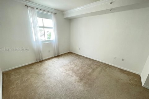 Купить кондоминиум в Серфсайд, Флорида 1 спальня, 70.88м2, № 2048595 - фото 7