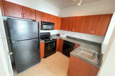 Купить кондоминиум в Серфсайд, Флорида 1 спальня, 70.88м2, № 2048595 - фото 14