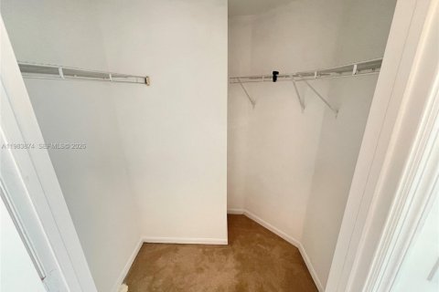 Купить кондоминиум в Серфсайд, Флорида 1 спальня, 70.88м2, № 2048595 - фото 9