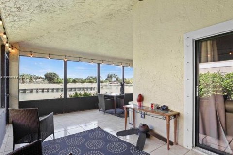 Casa en venta en Boynton Beach, Florida, 2 dormitorios, 161.65 m2 № 1954937 - foto 16