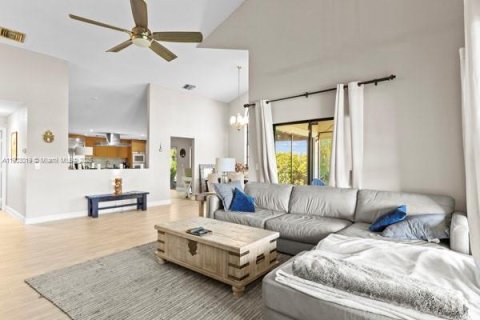 Casa en venta en Boynton Beach, Florida, 2 dormitorios, 161.65 m2 № 1954937 - foto 7