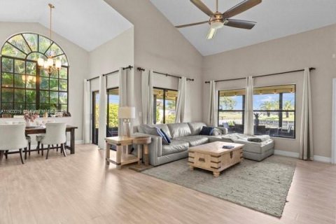 Casa en venta en Boynton Beach, Florida, 2 dormitorios, 161.65 m2 № 1954937 - foto 8