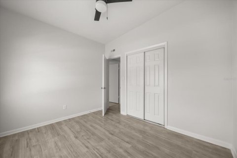 House in Winter Park, Florida 4 bedrooms, 151.15 sq.m. № 1873469 - photo 17