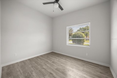 House in Winter Park, Florida 4 bedrooms, 151.15 sq.m. № 1873469 - photo 16