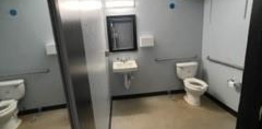 Commercial property in Fort Lauderdale, Florida № 1163225