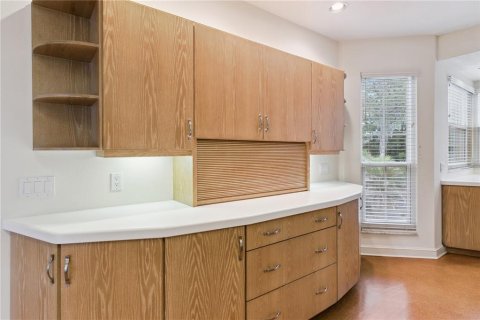 Condo in Winter Haven, Florida, 2 bedrooms  № 2218876 - photo 29