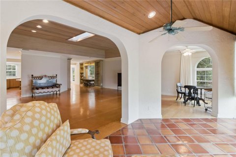 Condo in Winter Haven, Florida, 2 bedrooms  № 2218876 - photo 23