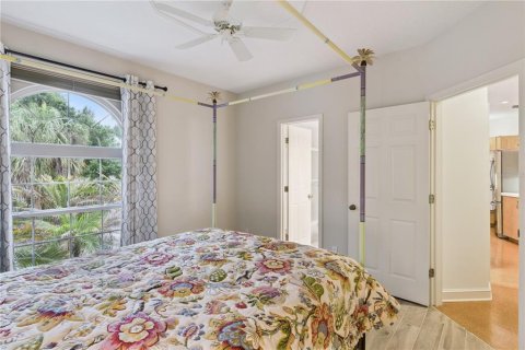 Condo in Winter Haven, Florida, 2 bedrooms  № 2218876 - photo 6