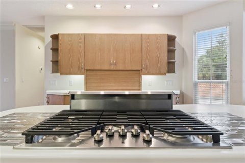 Condo in Winter Haven, Florida, 2 bedrooms  № 2218876 - photo 3