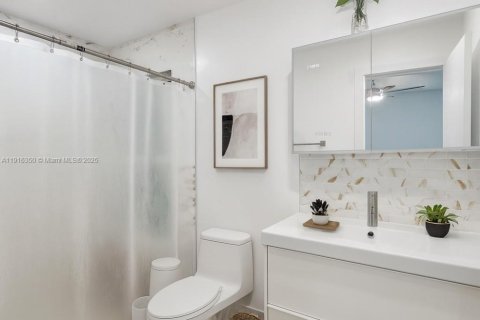 Купить виллу или дом в Майами, Флорида 4 спальни, 161.65м2, № 1971885 - фото 7