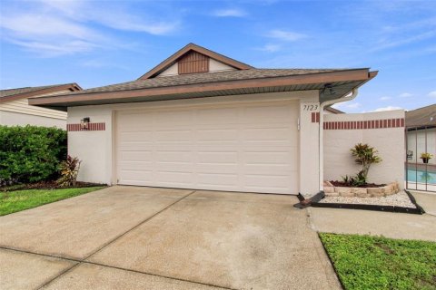 Villa ou maison à Tampa, Floride 2 chambres, 144.65 m2 № 2330095
