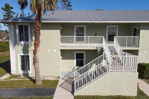 Condominio en alquiler en Rotonda, Florida, 2 dormitorios, 114.27 m2 № 1917035 - foto 10