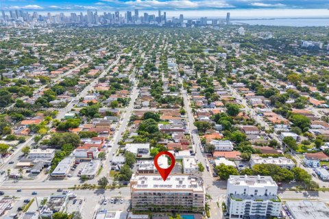 Copropriété à vendre à Miami, Floride: 2 chambres, 85.19 m2 № 1926343 - photo 29