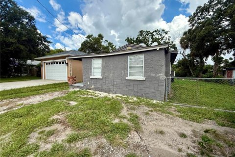 Casa en venta en Tampa, Florida, 2 dormitorios, 78.04 m2 № 1877390 - foto 2