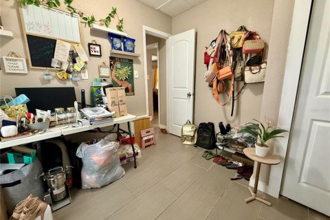 Casa en venta en Tampa, Florida, 2 dormitorios, 78.04 m2 № 1877390 - foto 12