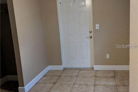 House in Apopka, Florida 3 bedrooms, 98.94 sq.m. № 1919296 - photo 5