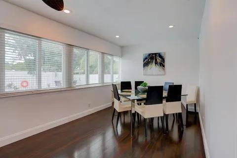 Villa ou maison à louer à Fort Lauderdale, Floride: 4 chambres, 182.18 m2 № 2146951 - photo 21
