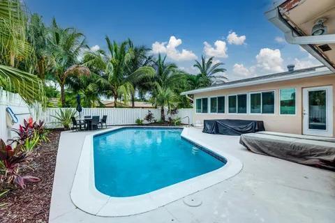 Villa ou maison à louer à Fort Lauderdale, Floride: 4 chambres, 182.18 m2 № 2146951 - photo 4